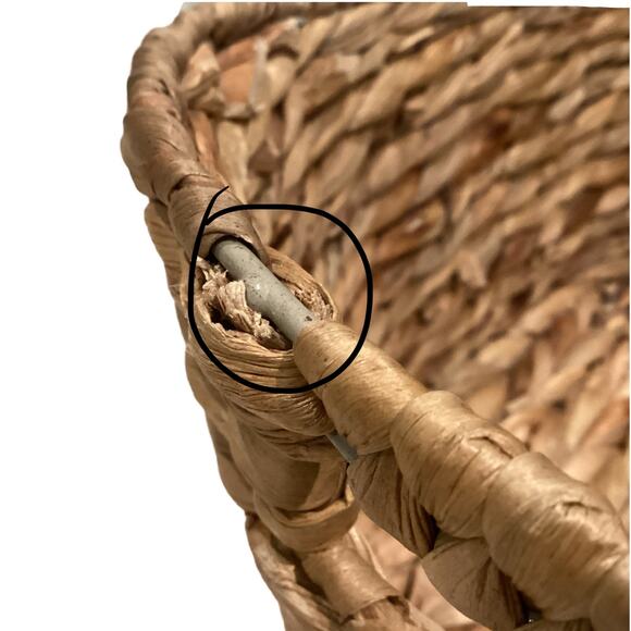 Medium SizedStraw Basket - Picture 6 of 6